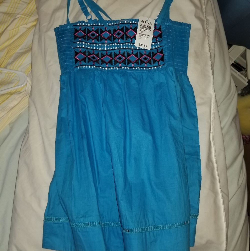 NWT delias tank